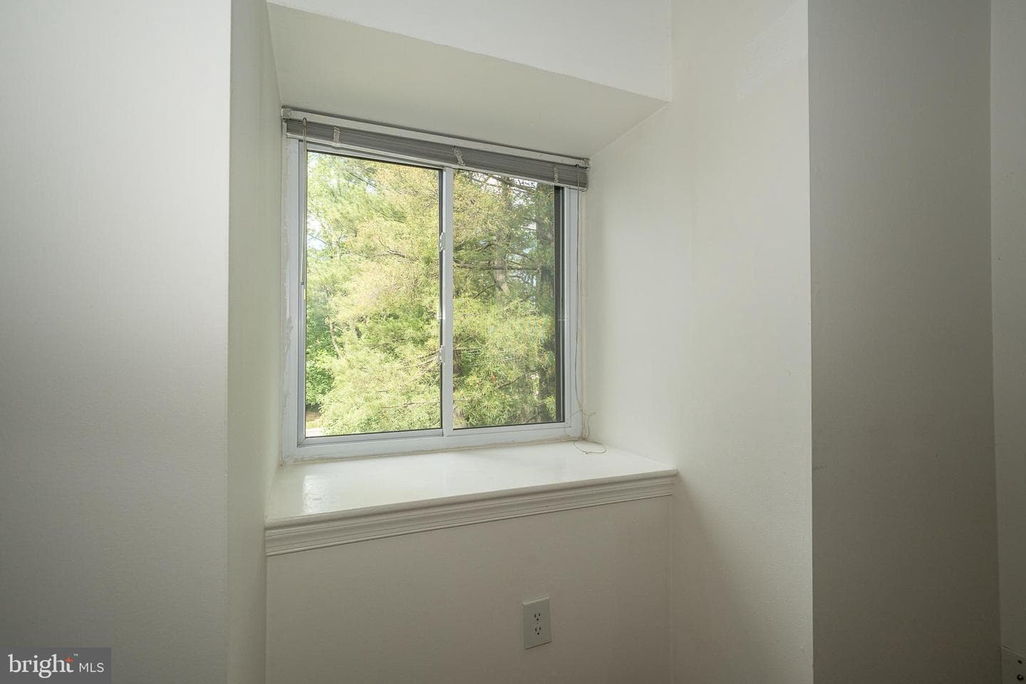 102 W Montgomery Avenue #a photo 30