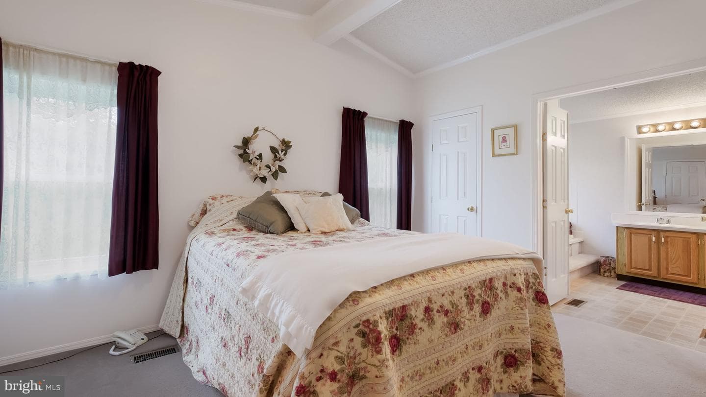 416 Westbury Drive photo 23