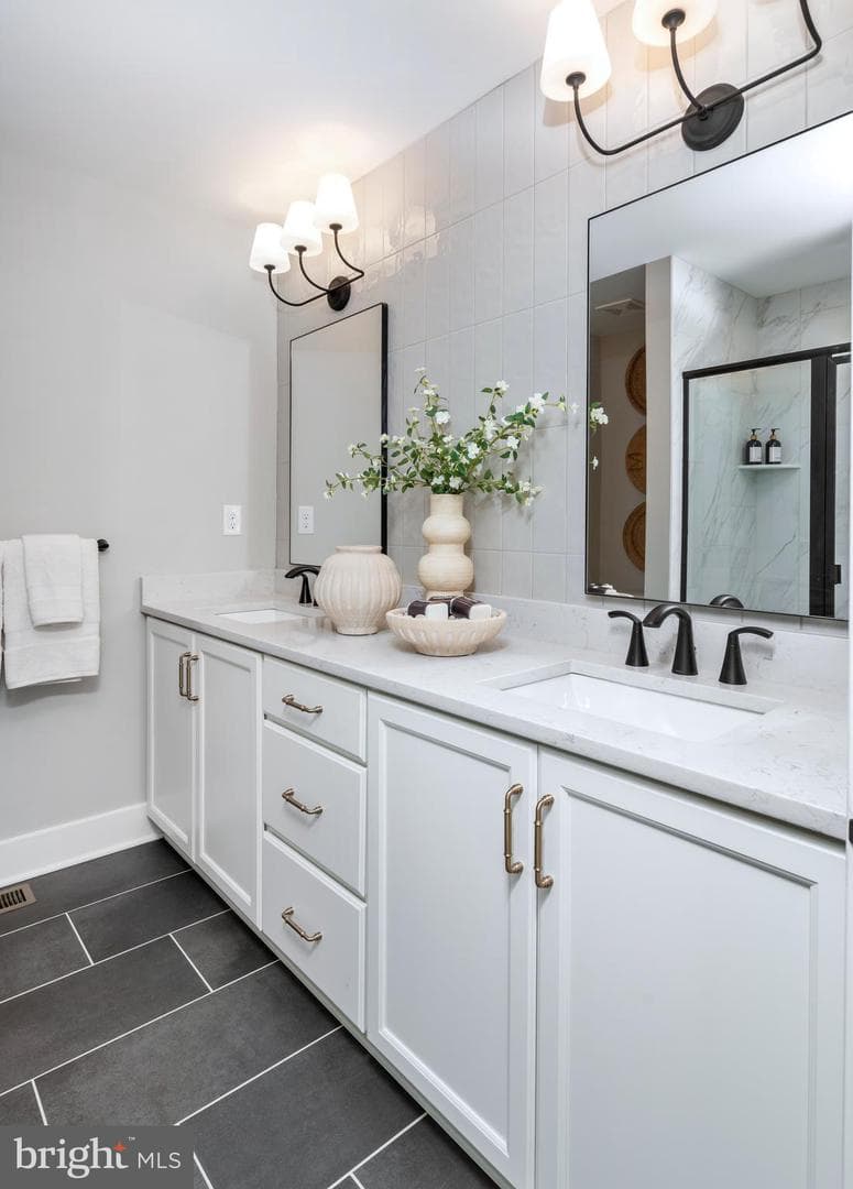 414 Sydney Avenue photo 36