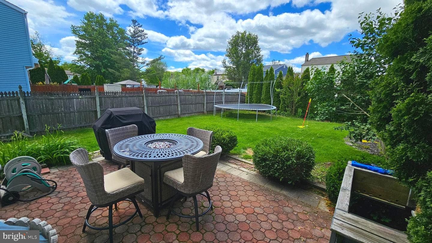14 Curry Lane photo 15