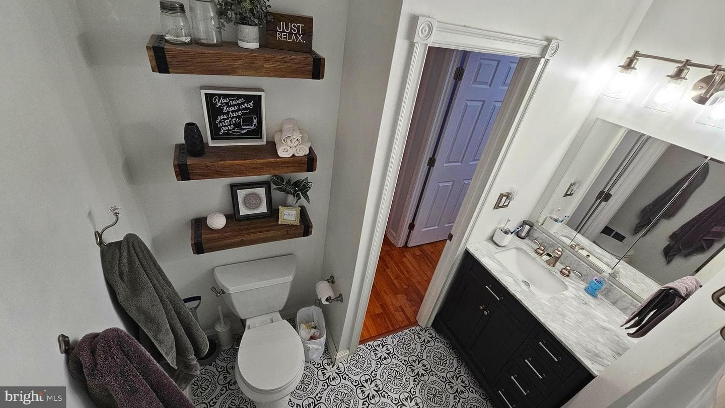 14 Curry Lane photo 29