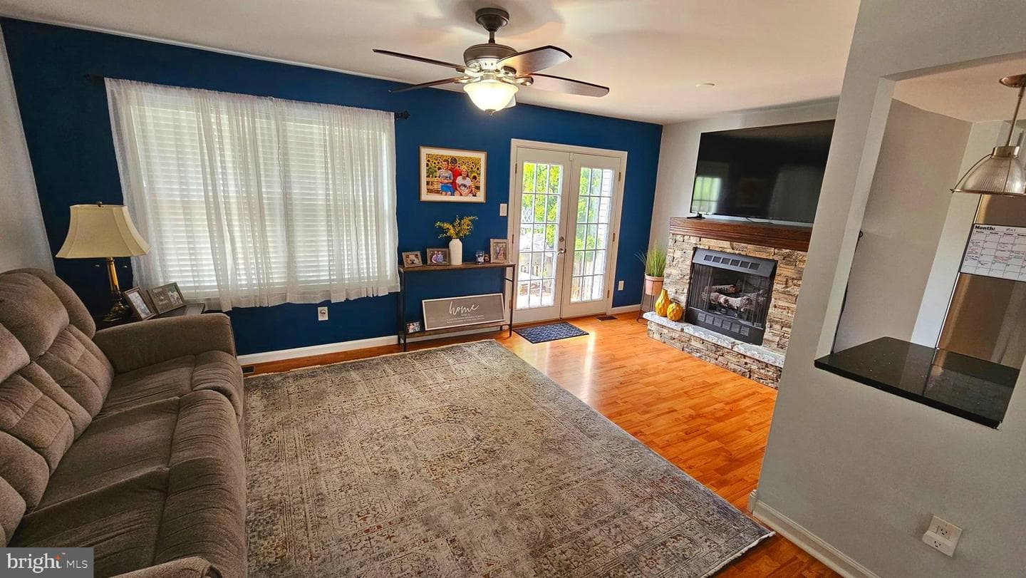 14 Curry Lane photo 6