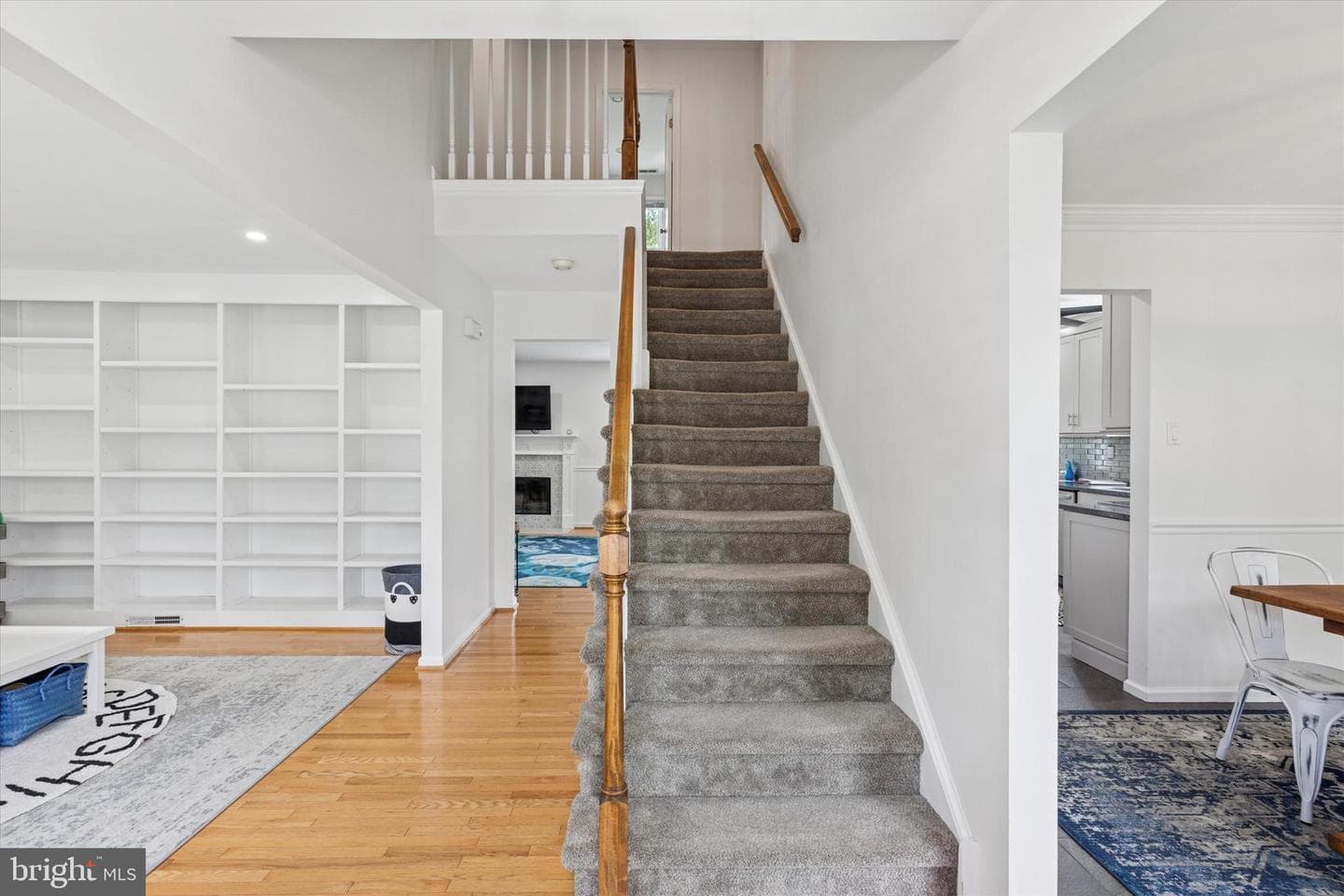 112 Abbey Drive photo 8