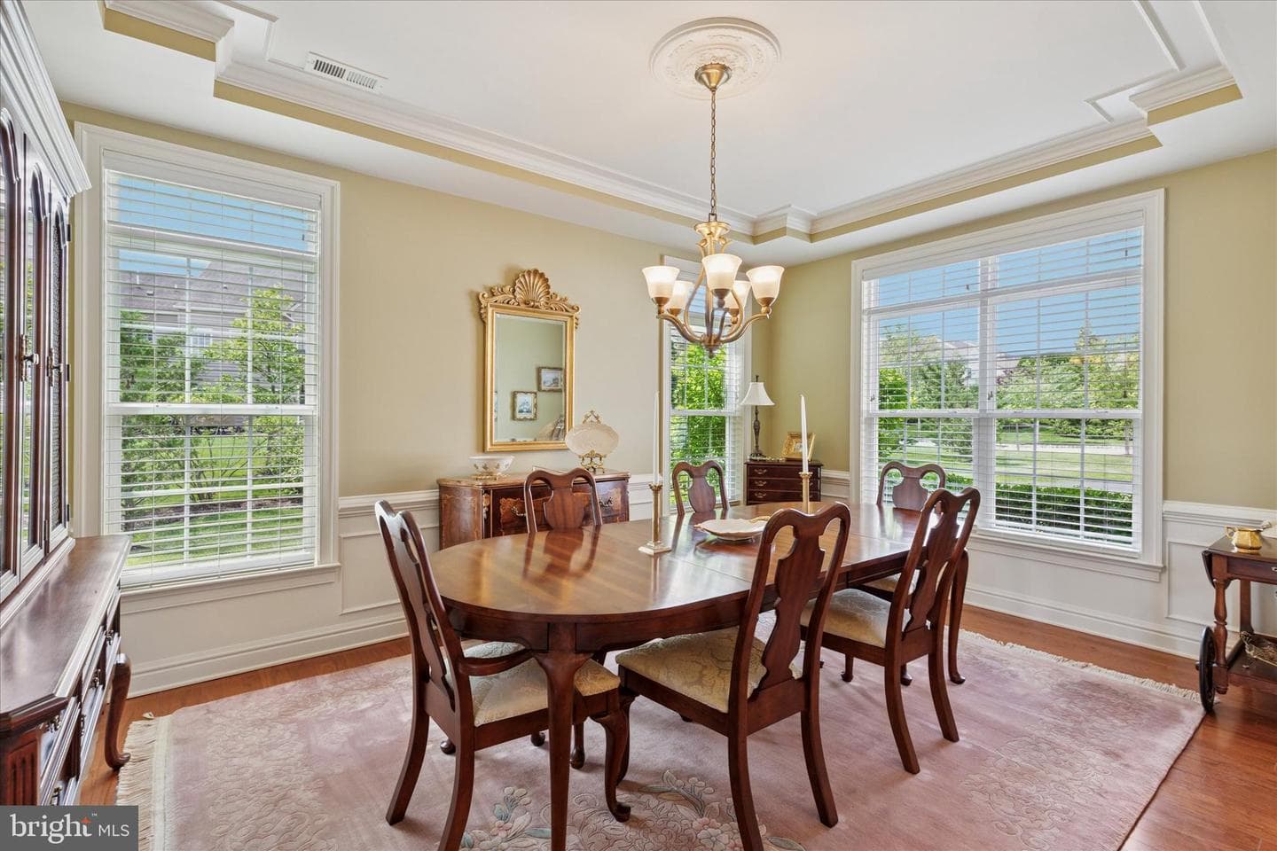 501 Jasmine Circle photo 5