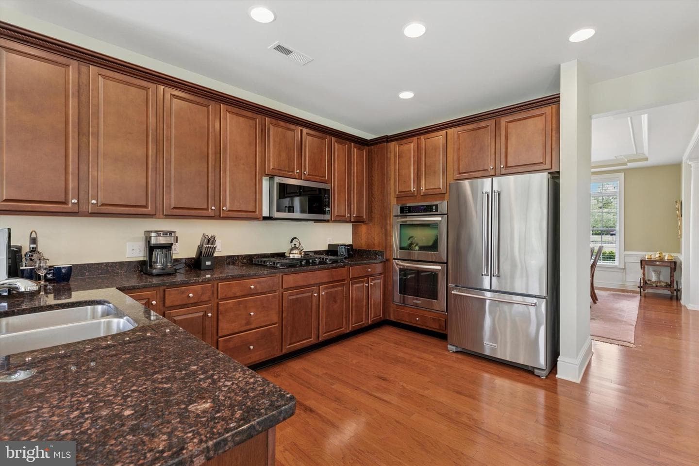 501 Jasmine Circle photo 8