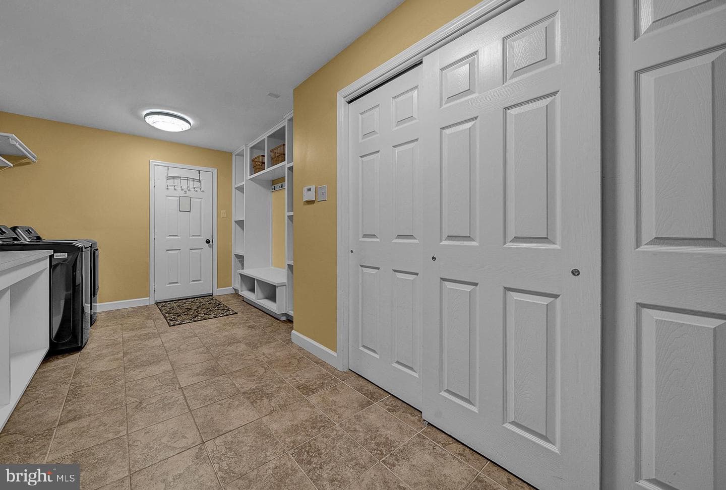 717 Buckley Road photo 18