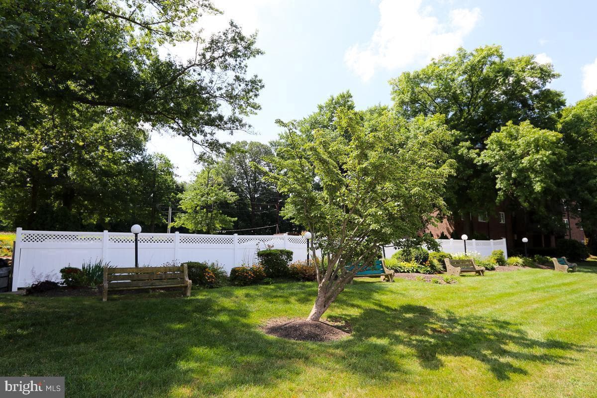 1610 The Fairway #w504 photo 16