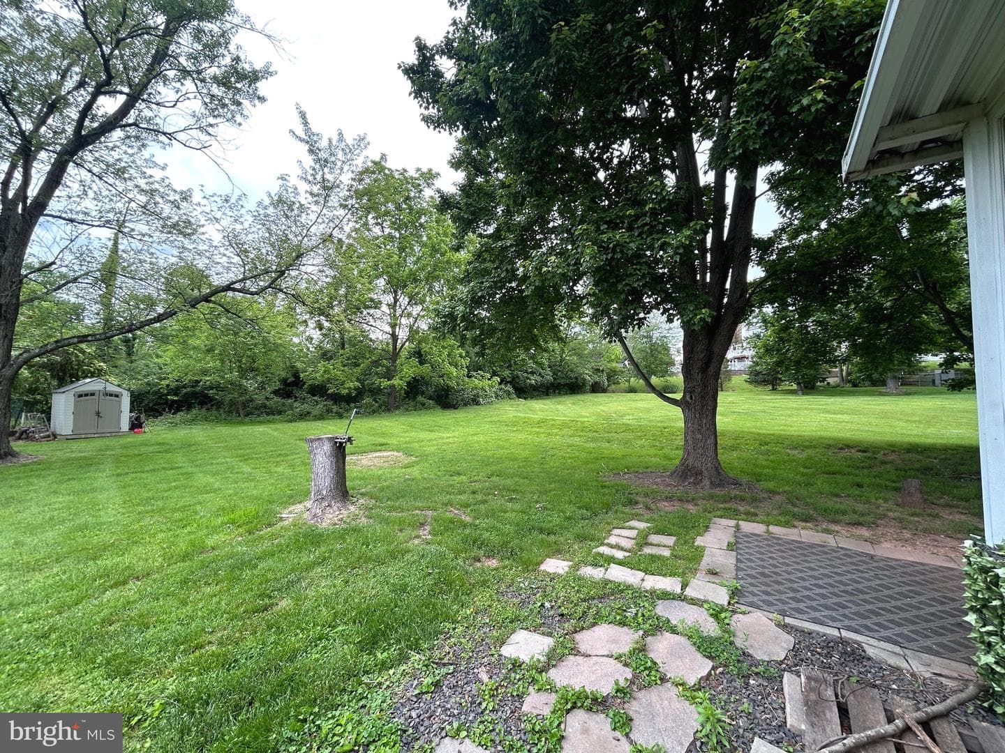 728 Sandra Lane photo 18