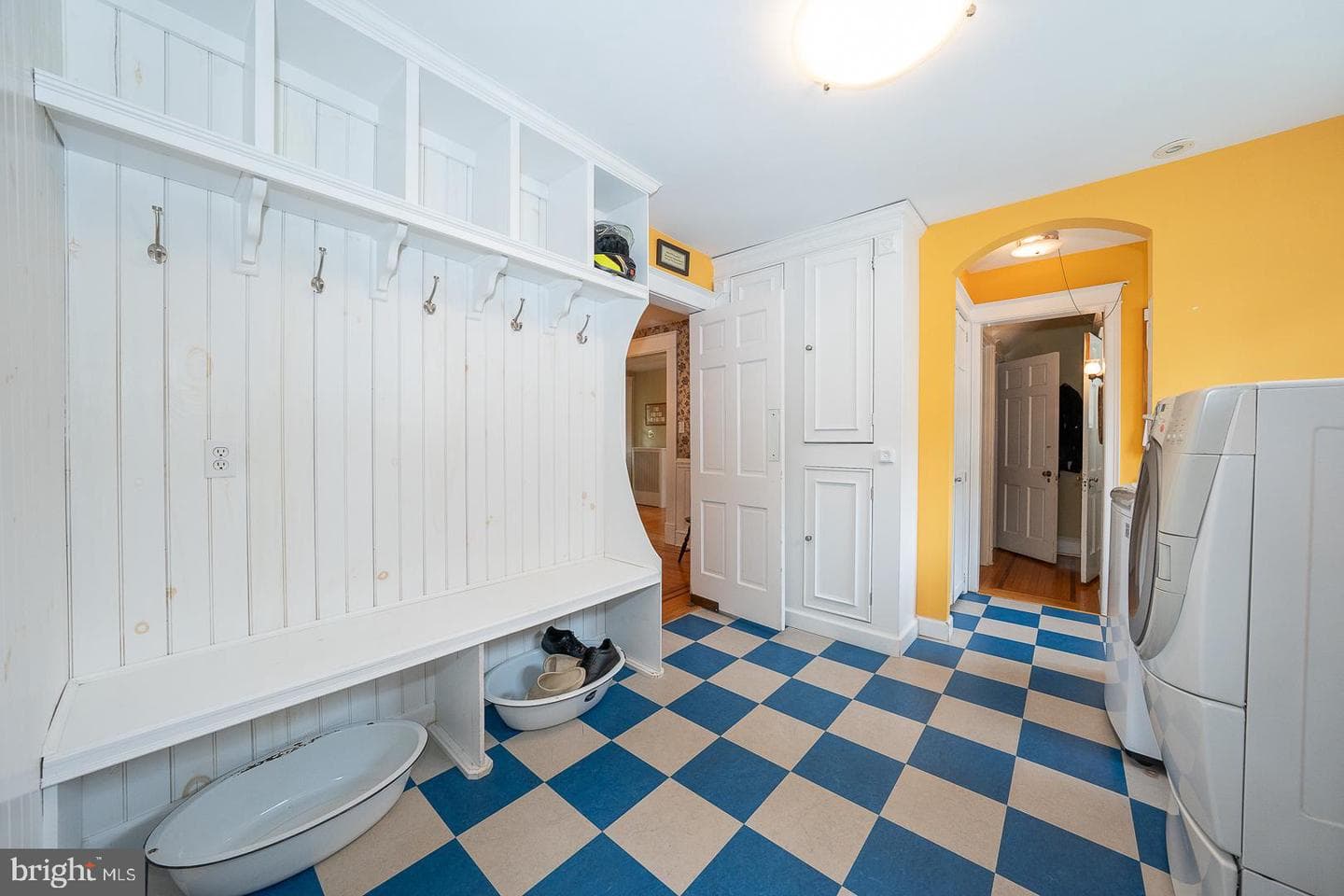 8317 High School Road photo 26