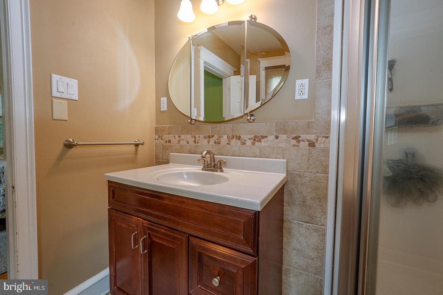 8317 High School Road photo 33