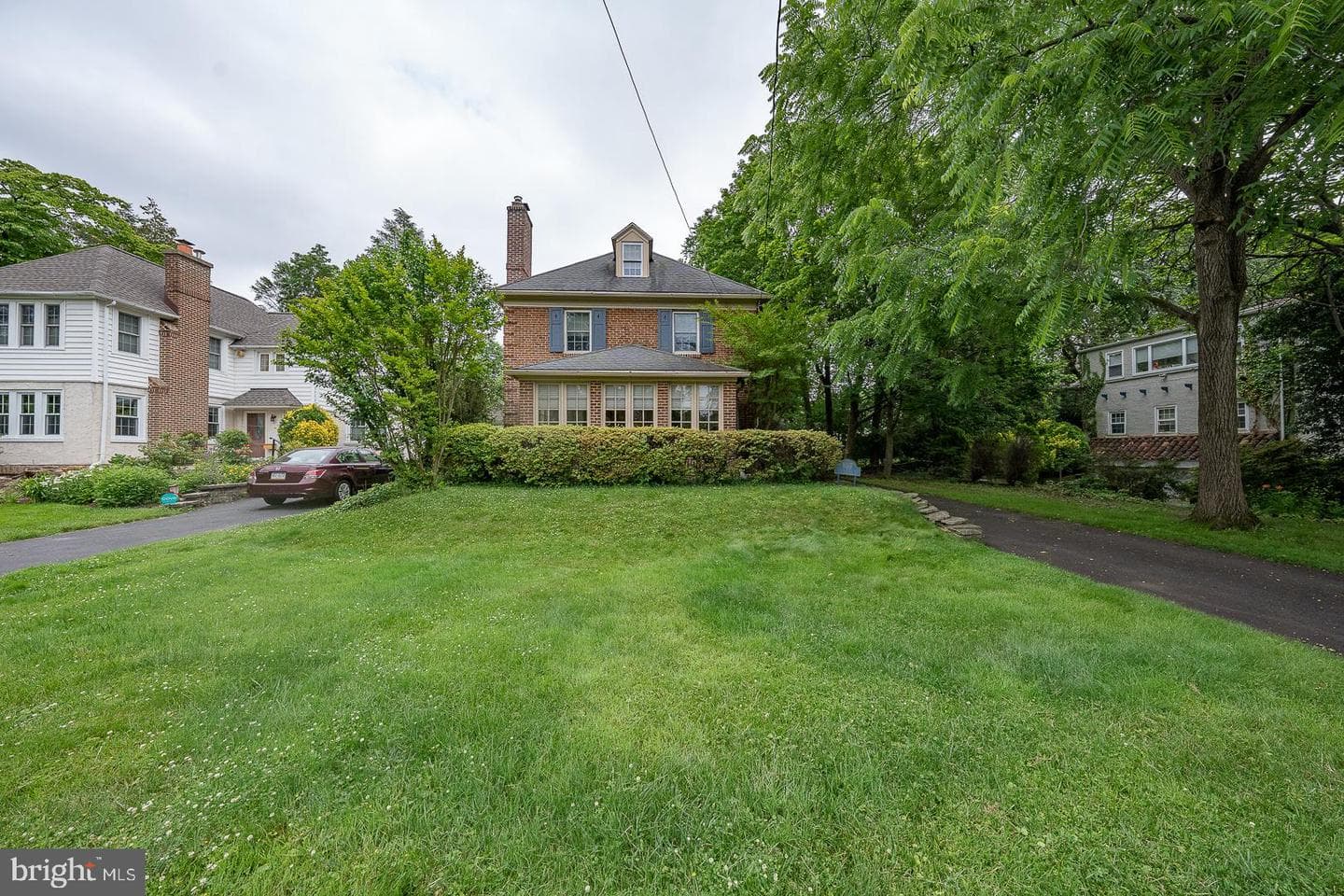 8317 High School Road photo 49