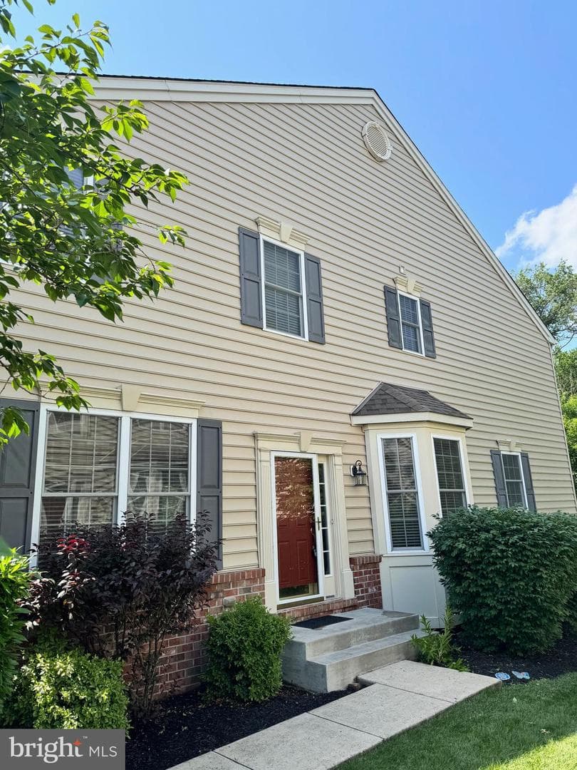 947 Dutch Drive photo 4