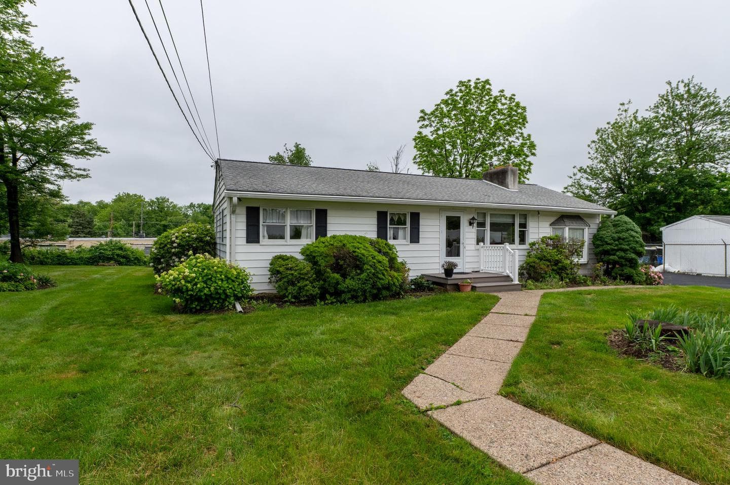 212 Ruth Avenue photo 1