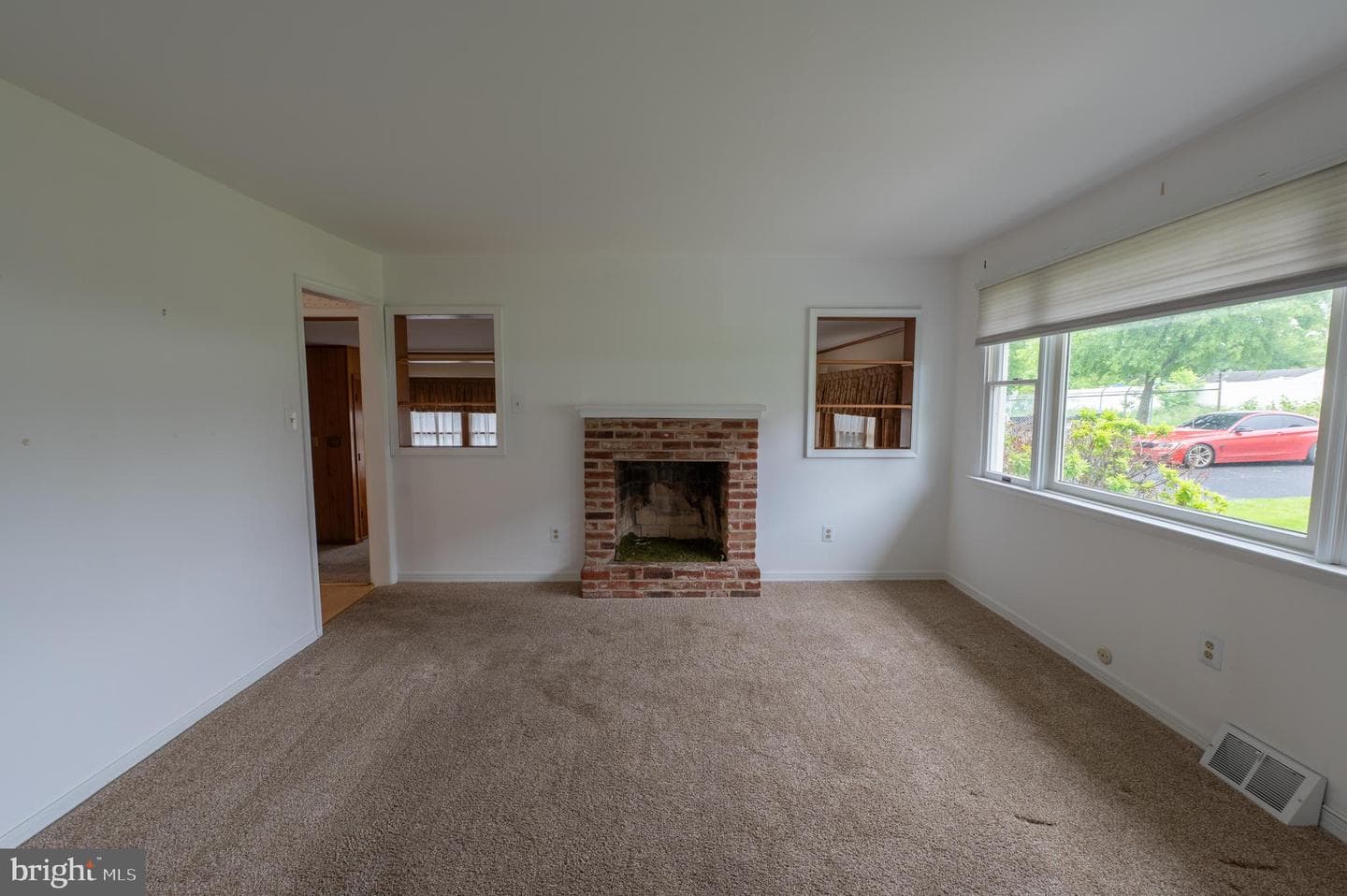 212 Ruth Avenue photo 3