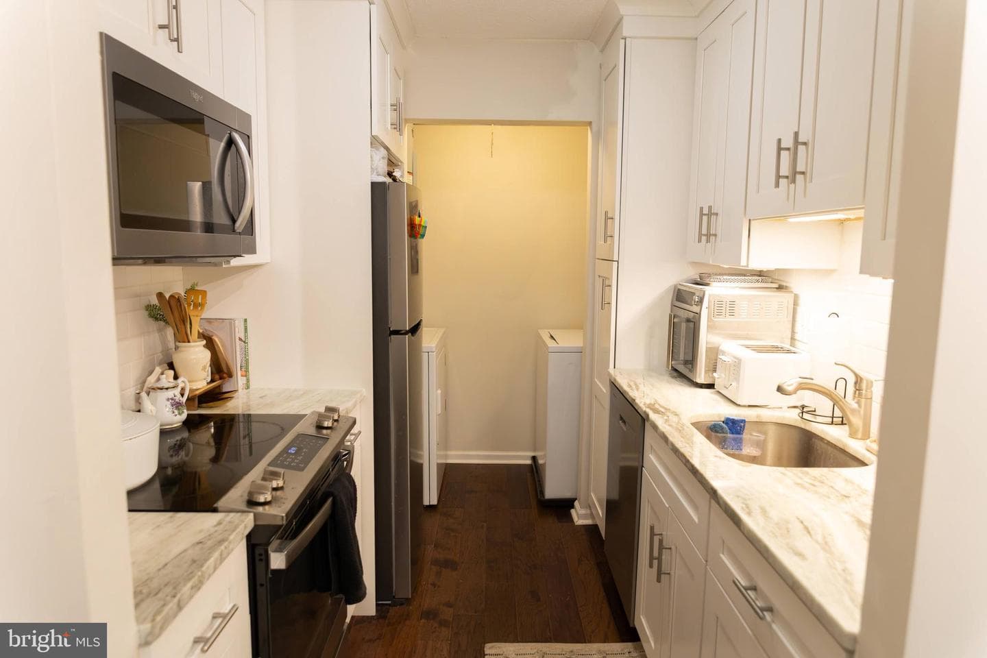 919 W Montgomery Avenue #1-5 photo 9