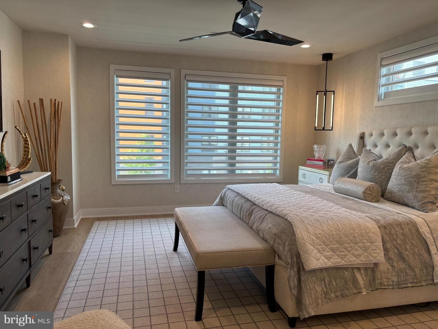 301 Manion Alley photo 16