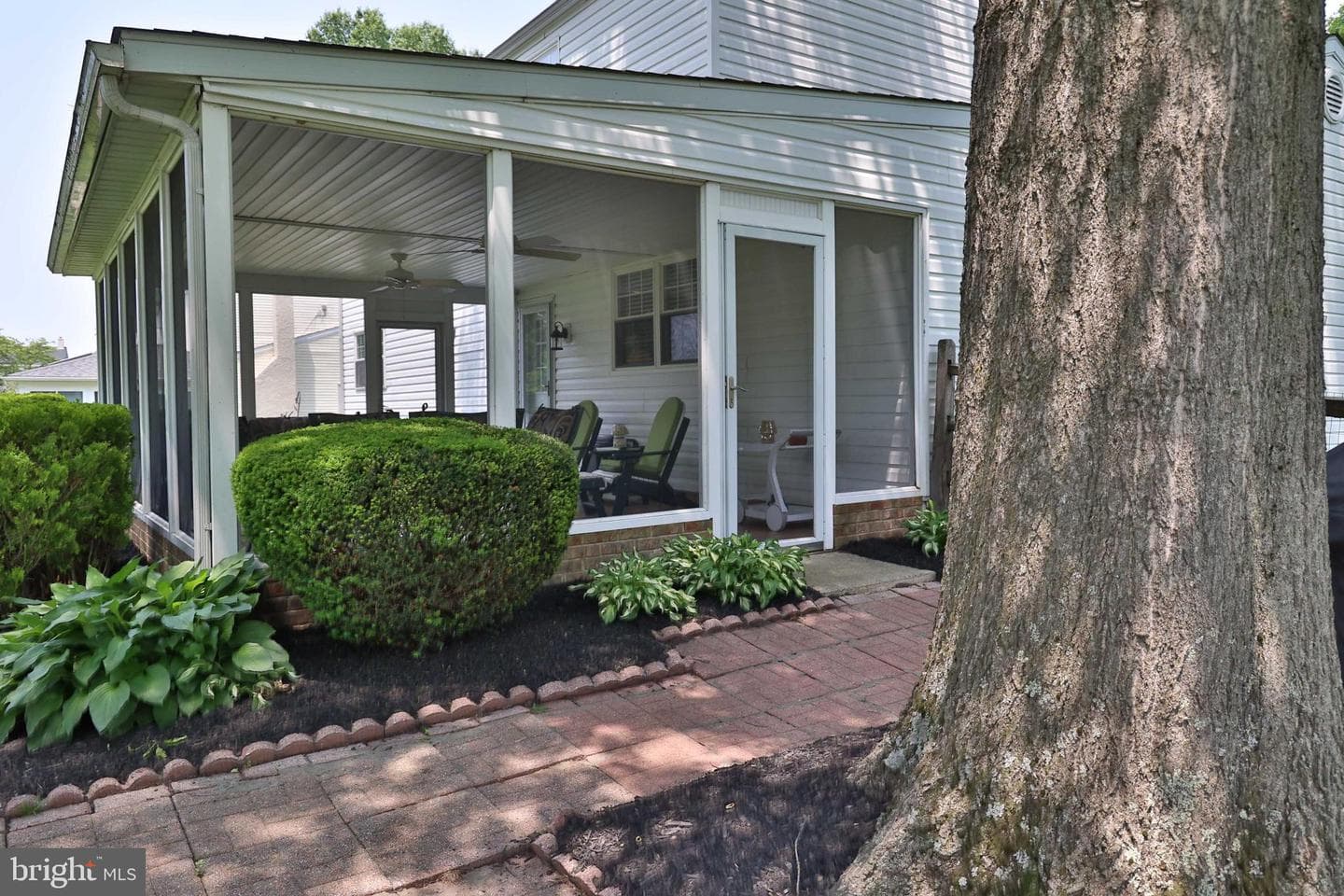 824 Garfield Avenue photo 18