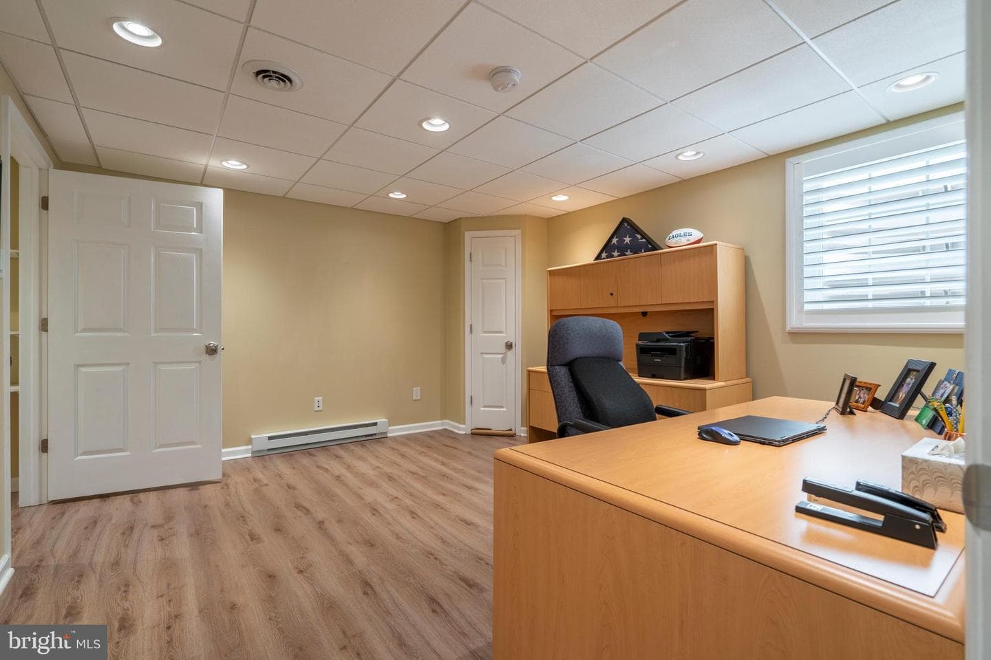 102 Warwick Way photo 33