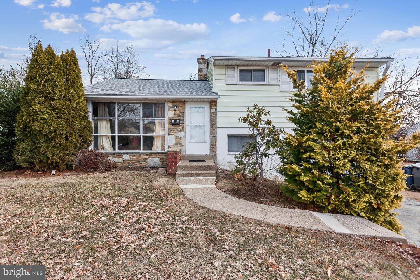 2717 Rossiter Avenue photo 29
