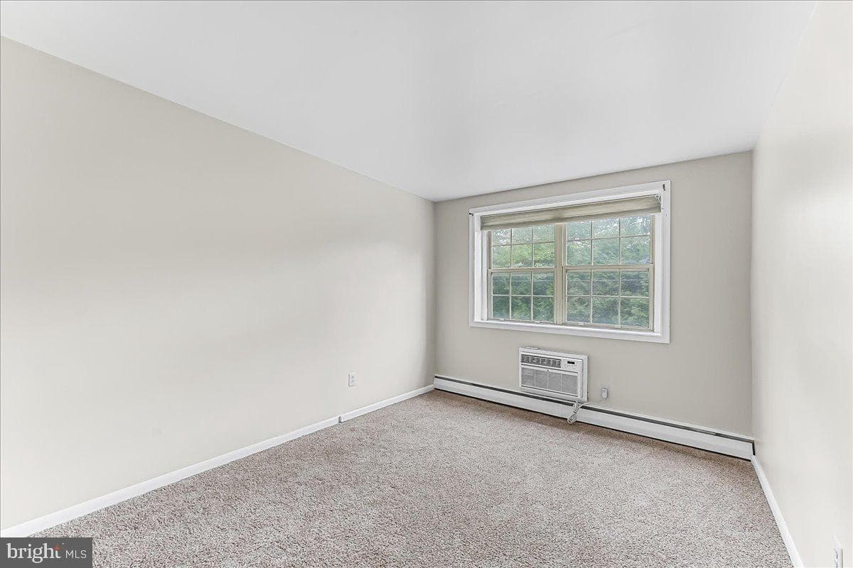 383 Lakeside Road #102 photo 11