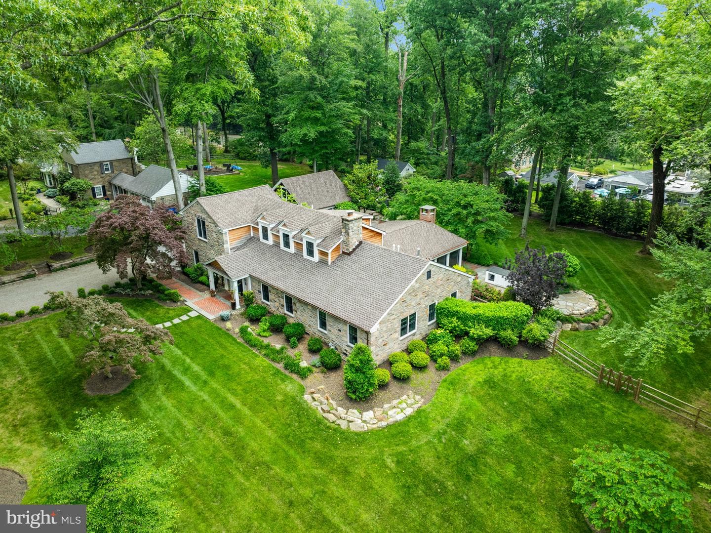 1249 School Lane photo 3