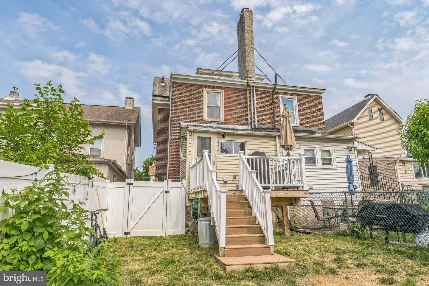 429 Maple Street photo 28
