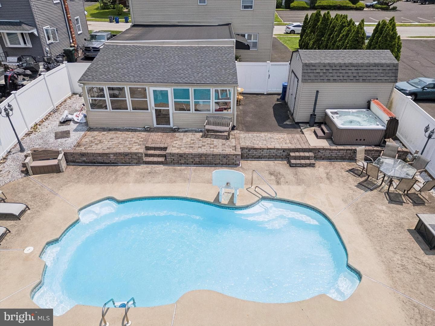 116 Susan Drive photo 4