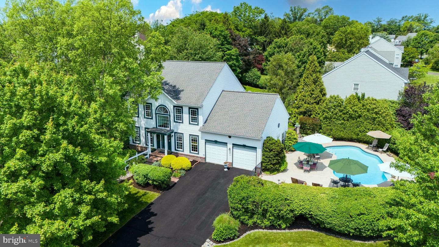 220 Cypress Lane photo 1