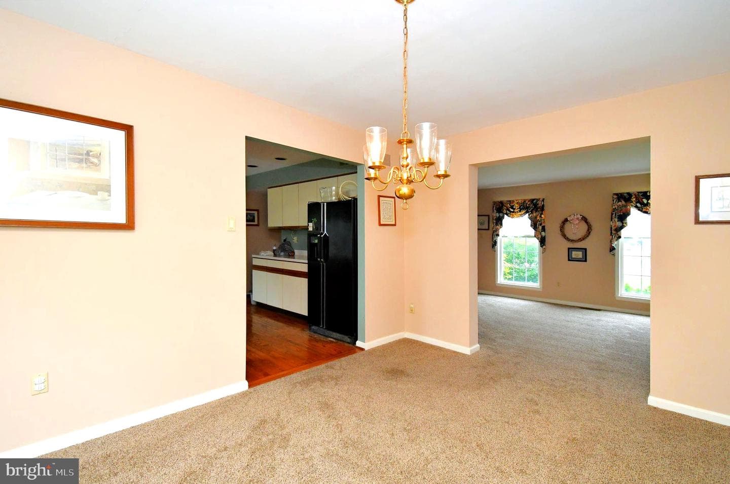 703 Gregory Drive photo 10