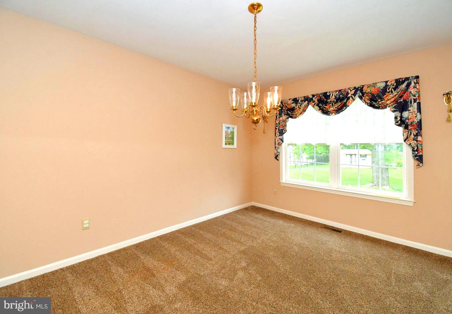 703 Gregory Drive photo 11