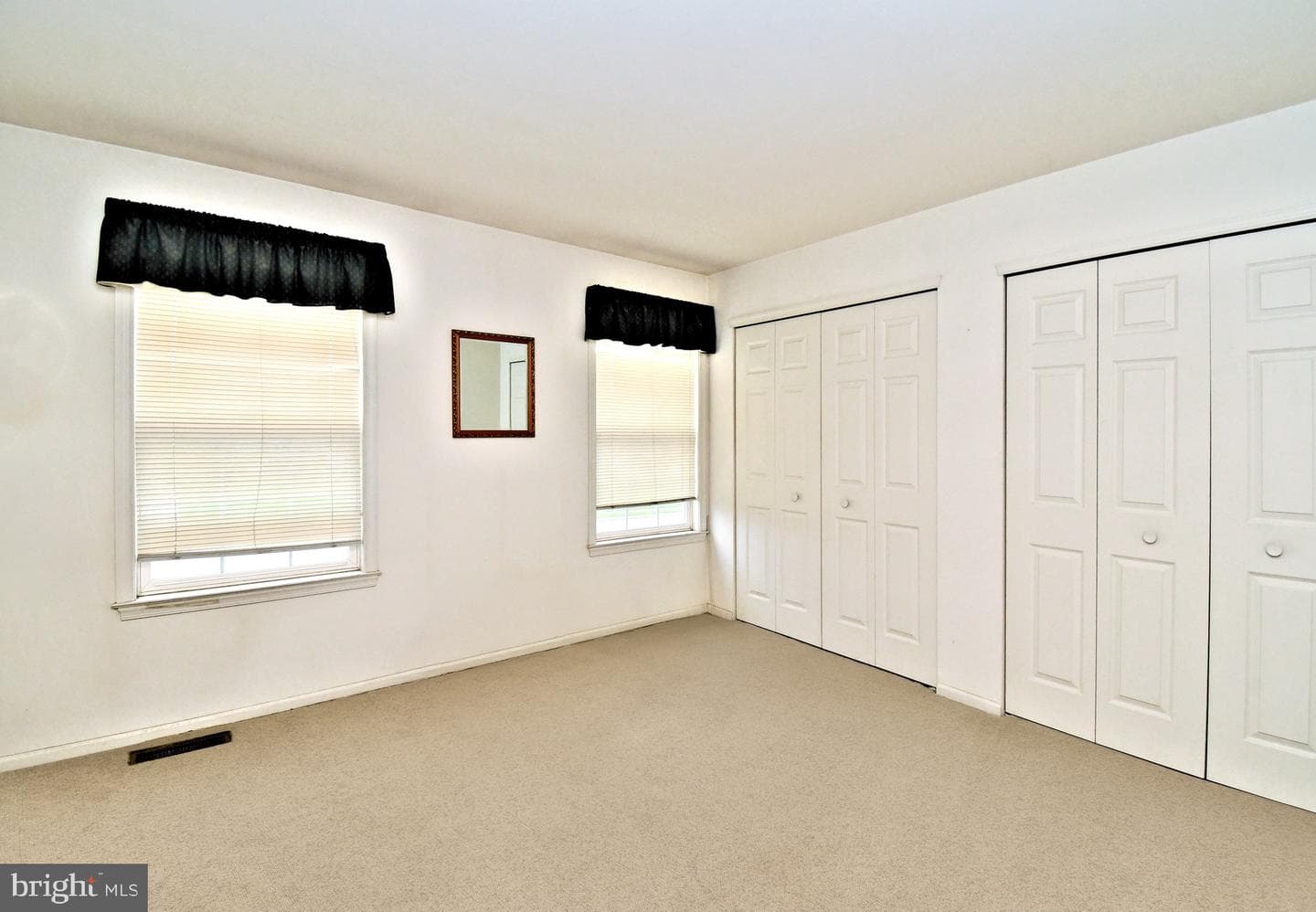 703 Gregory Drive photo 28