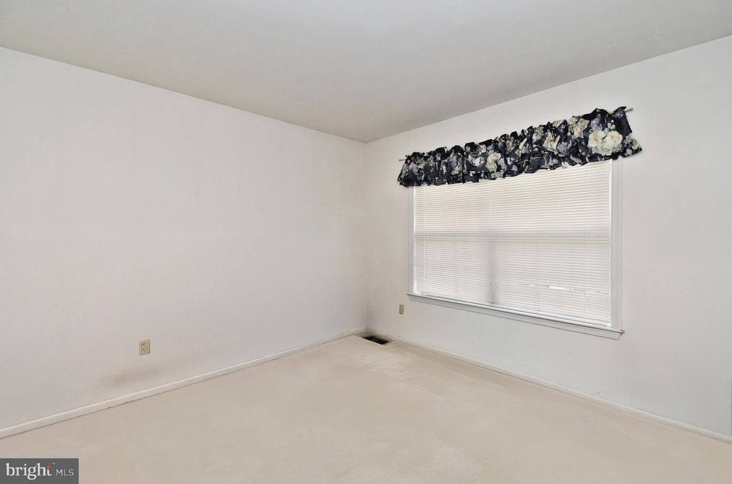 703 Gregory Drive photo 30