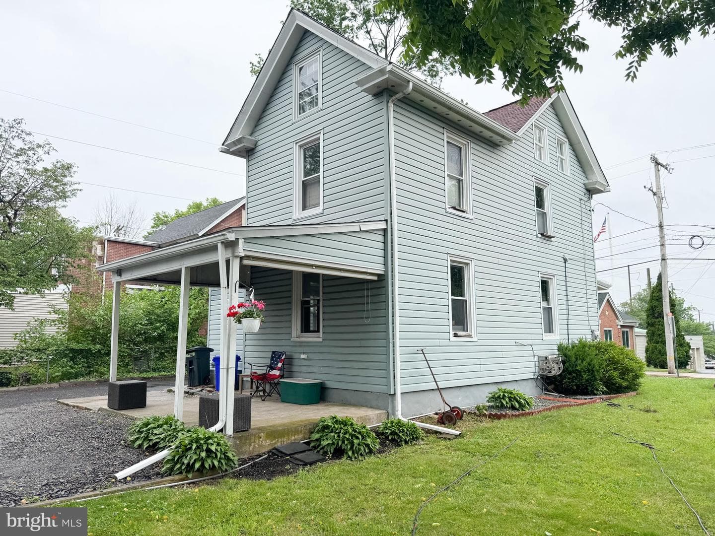 117 E Montgomery Avenue photo 16