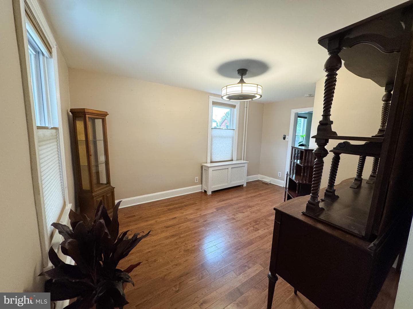 117 E Montgomery Avenue photo 8