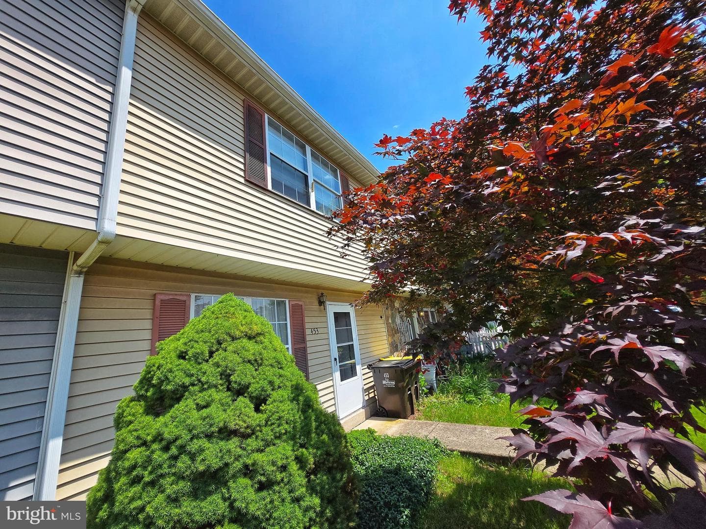 453 Blaker Drive photo 3