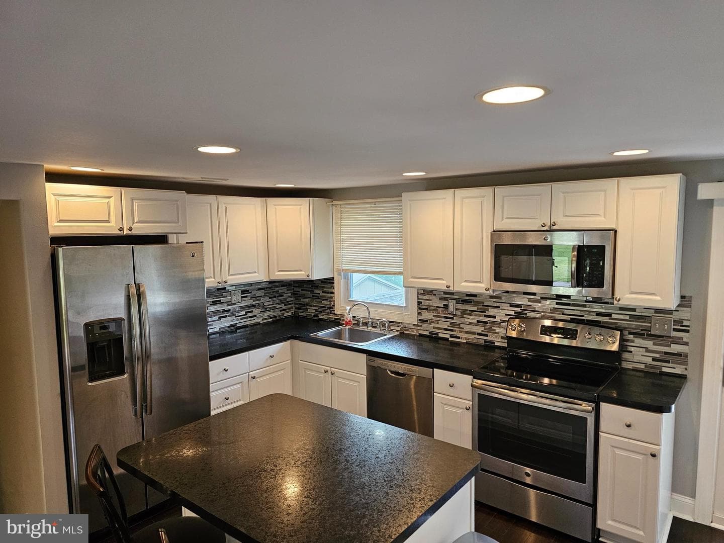 1090 Levengood Road photo 9
