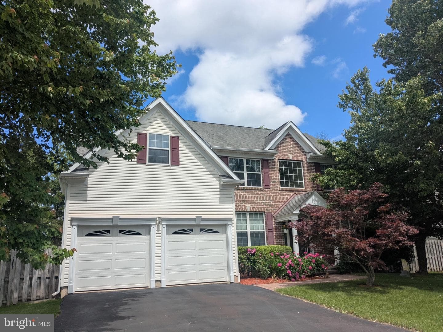 255 Farmview Drive photo 1