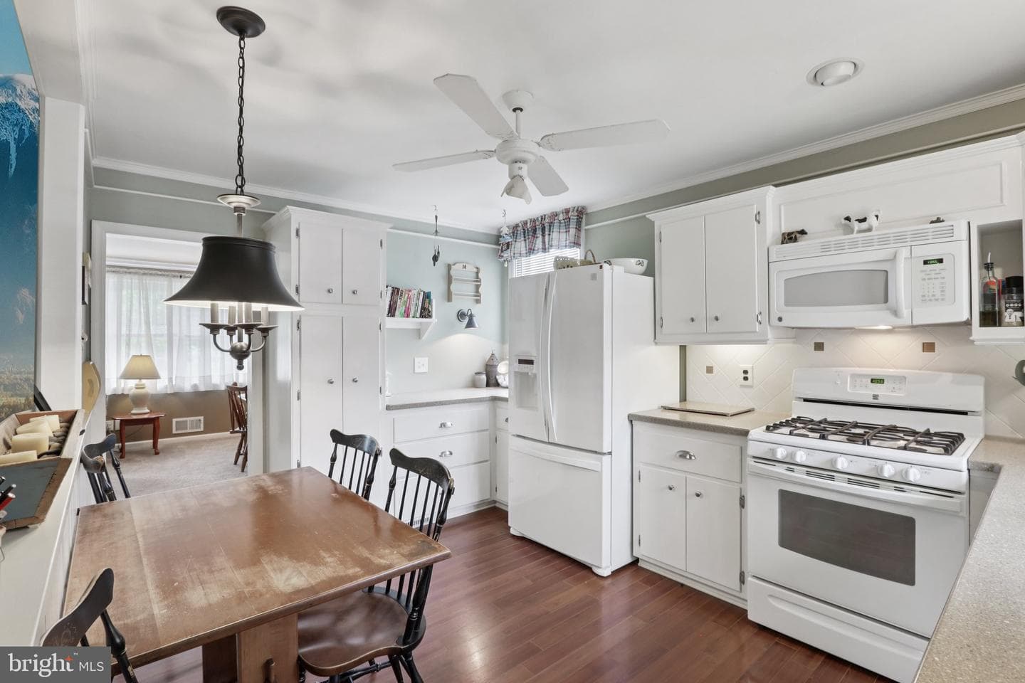 407 Pinecrest Road photo 13