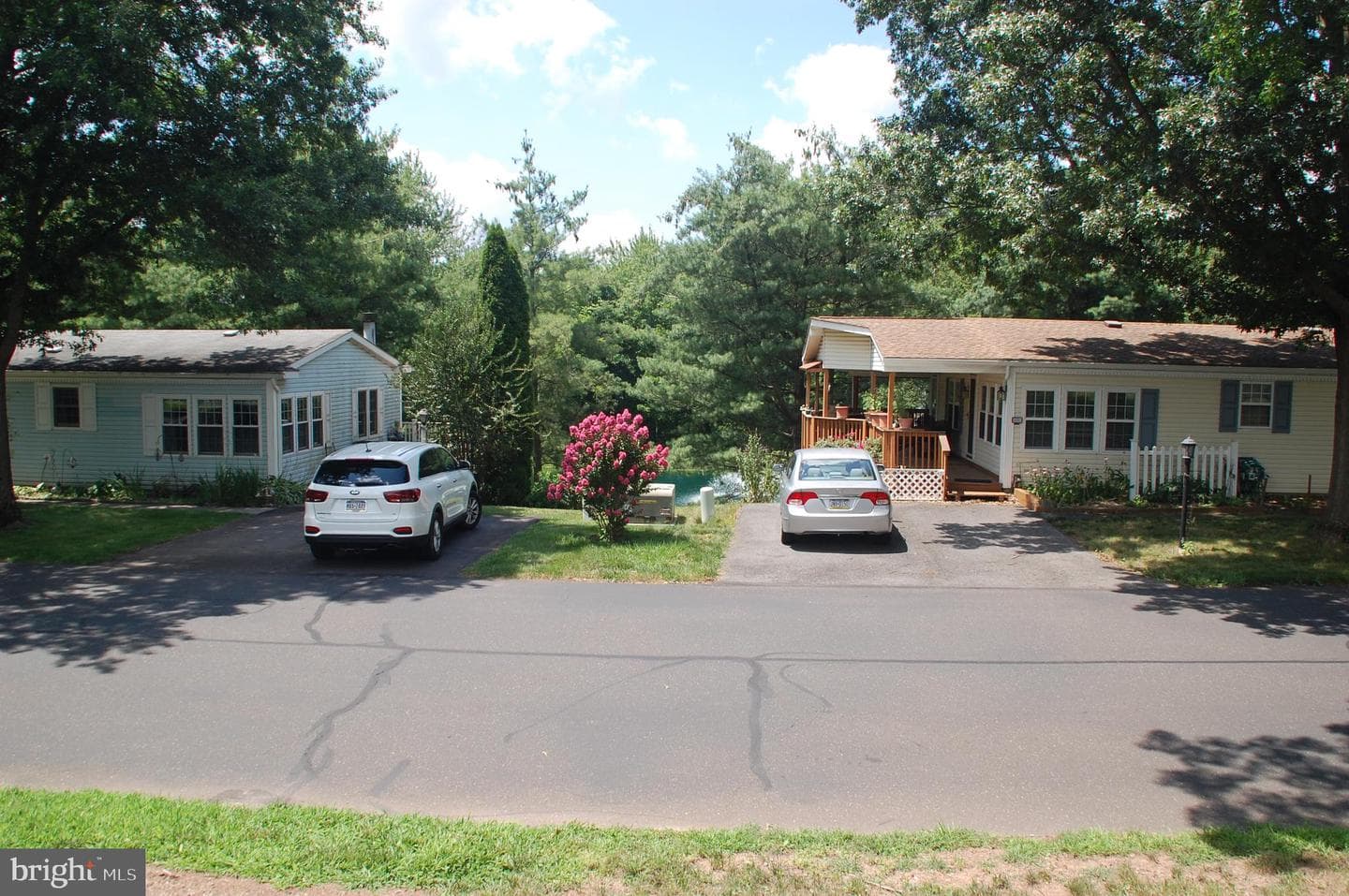 425 Westbury Drive photo 36