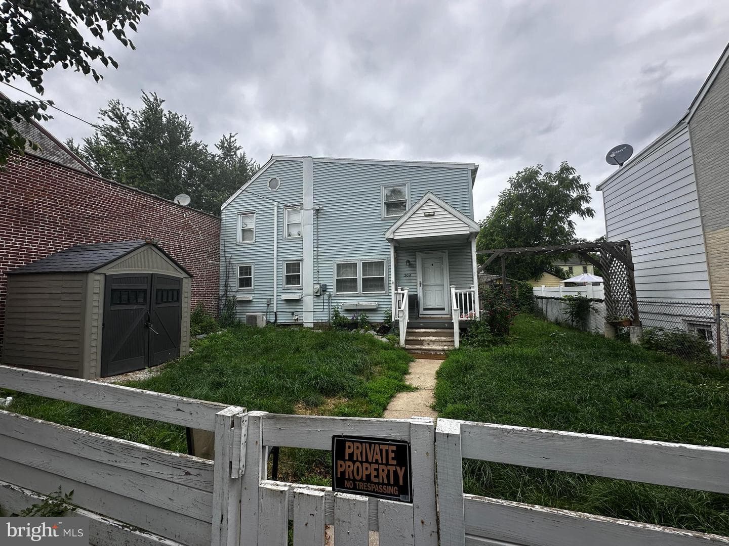 369 South Street photo 1