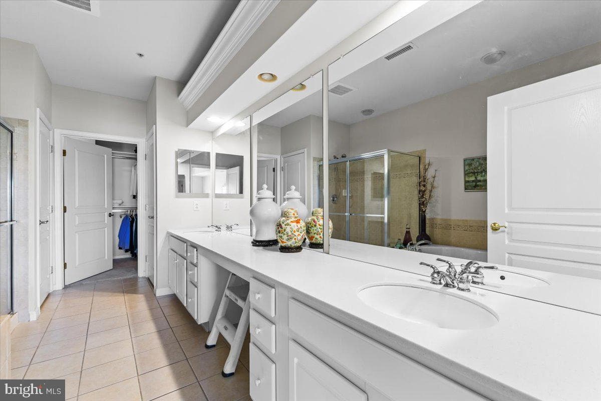 6305 Lilac Court photo 18