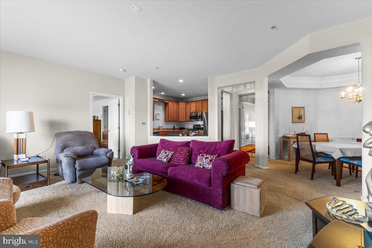6305 Lilac Court photo 9