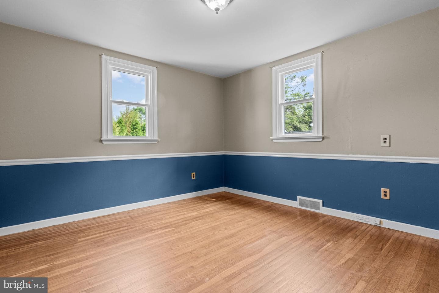 742 Tennis Avenue photo 10