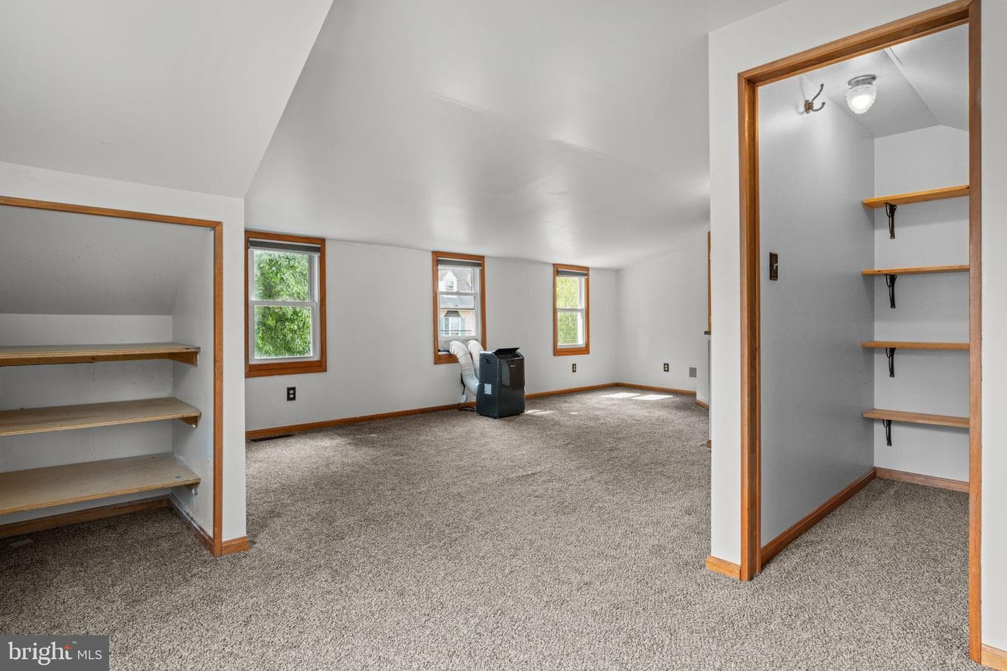 742 Tennis Avenue photo 17