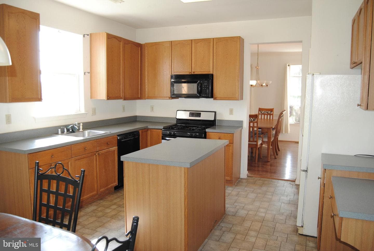 602 Crosshill Road photo 5