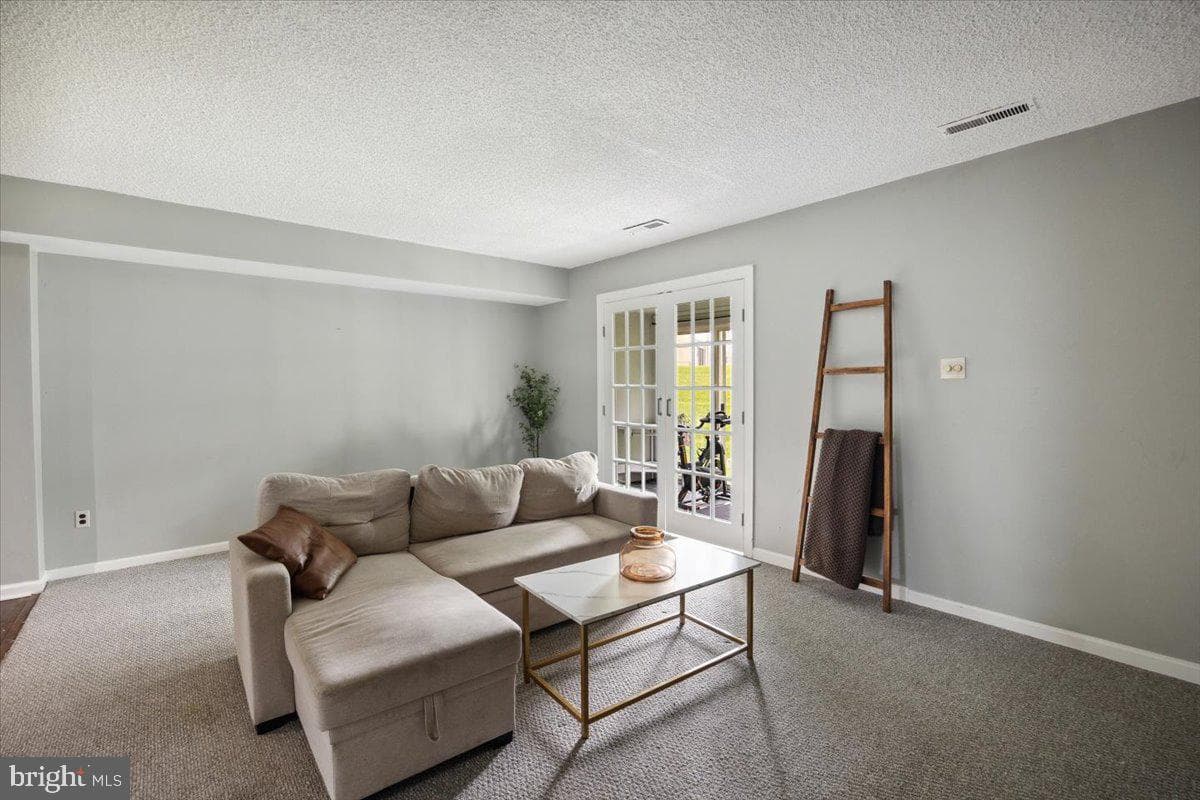 29 Twin Brooks Drive photo 4