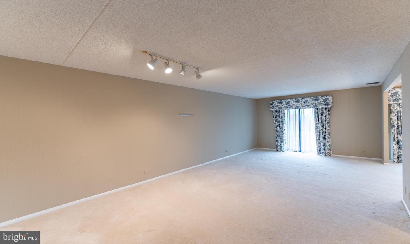 20630 Valley Forge Circle #630 photo 6