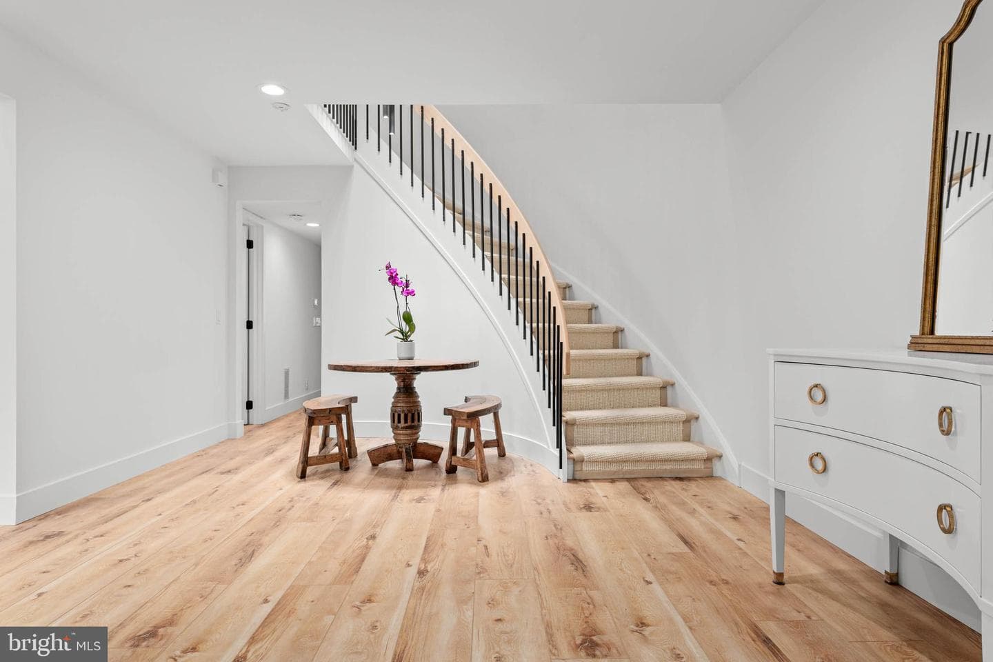 1028 Broadmoor Road photo 3