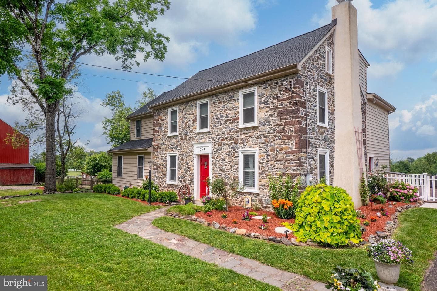 694 Ridge Road photo 1