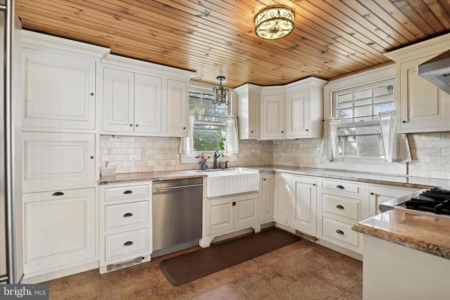 301 E Moreland Road photo 9